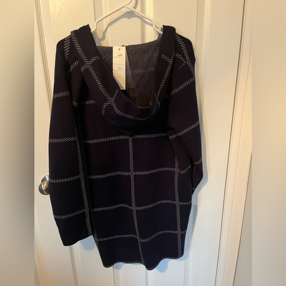 Cardigan - Picture 3 of 3